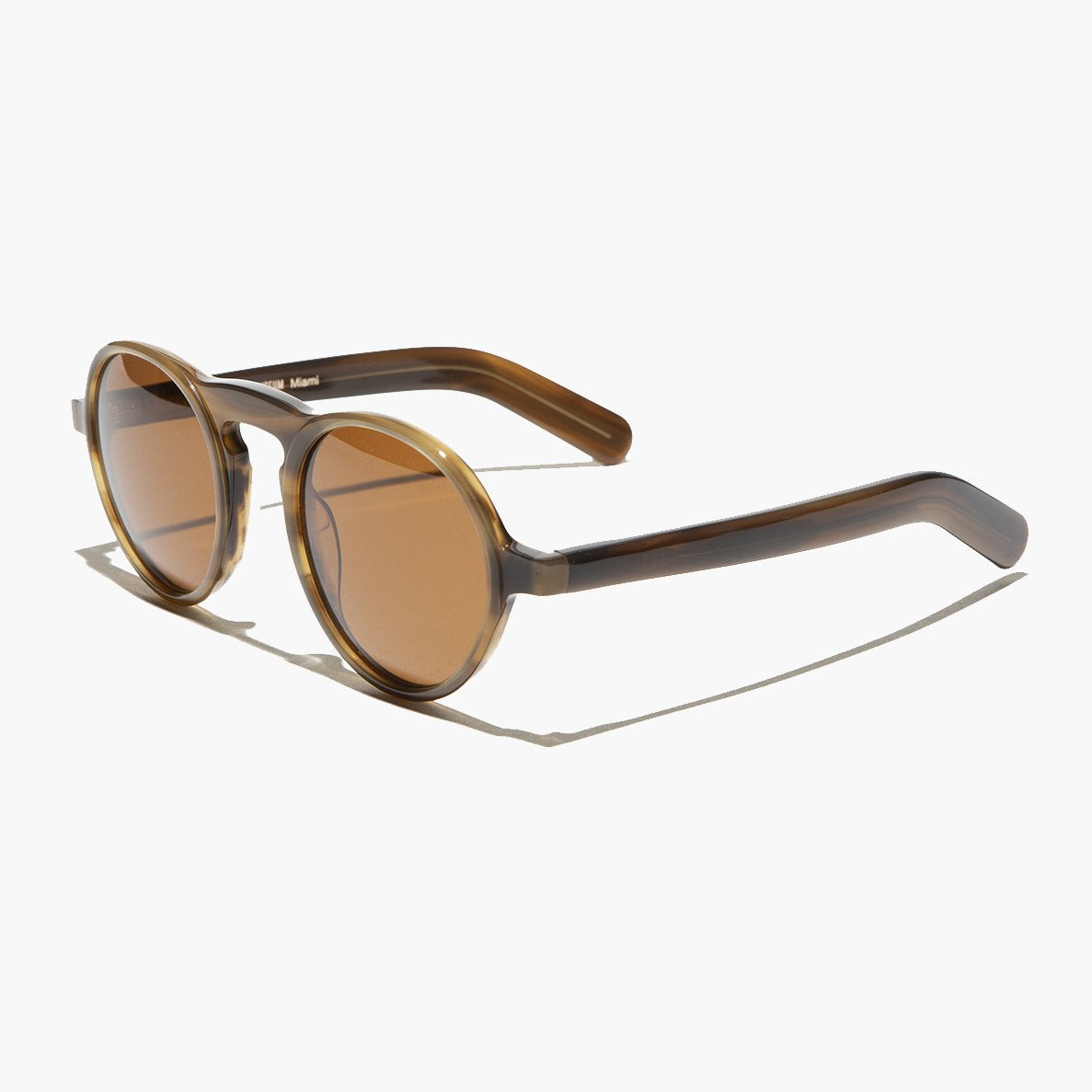 AW Round Retro Sunglass with Polarized Lens